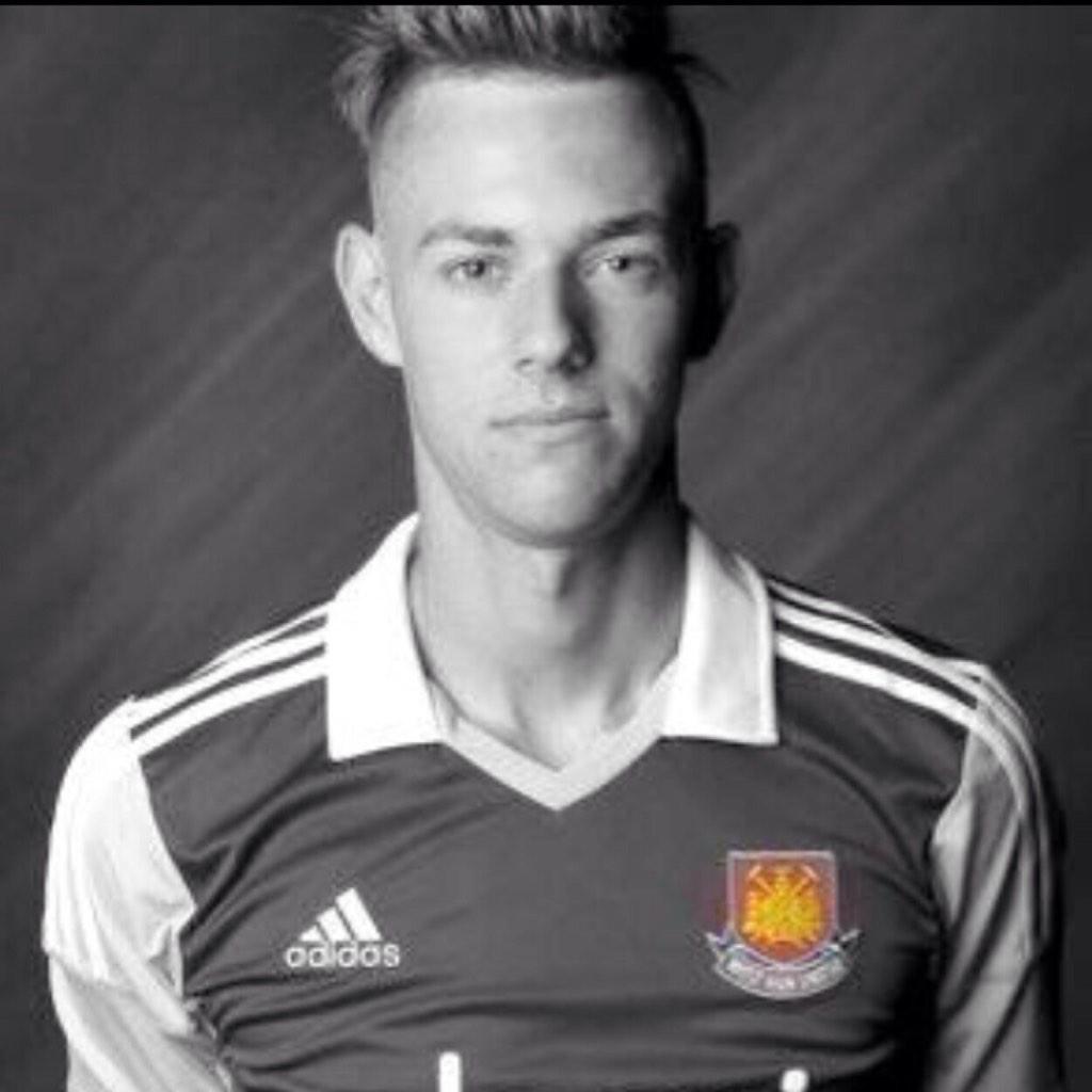 Happy 21st birthday <a href="/Dylantombides/">WeAreDT38</a>!