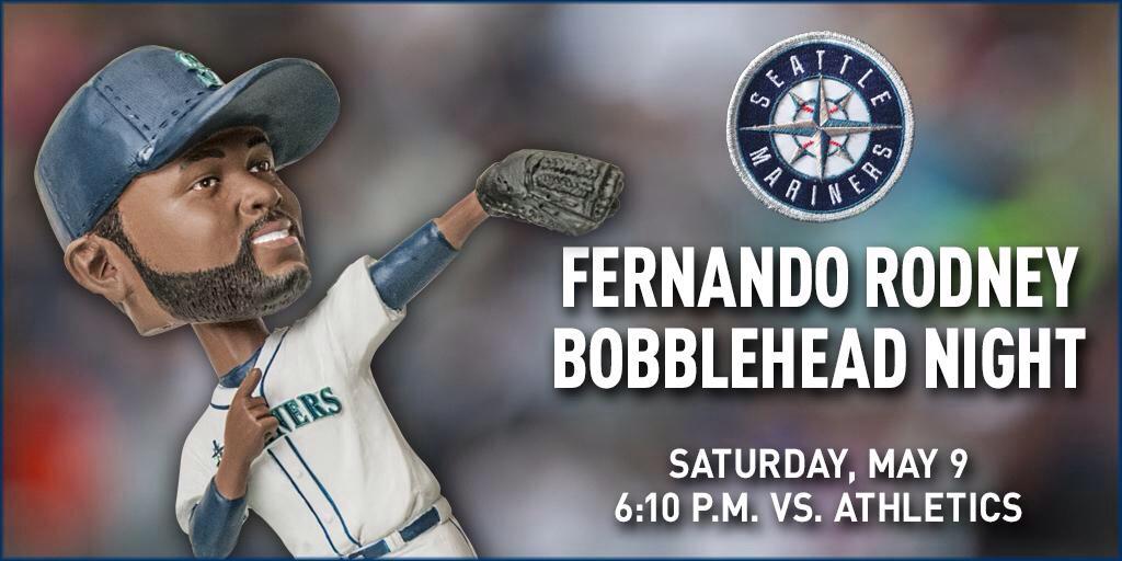 jyecny's tweet photo. I have to have one of these 😂😂 #mariners #bobblehead http://t.co/SmVbaQznXL