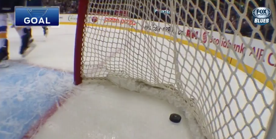 StLouisBlues's tweet photo. Oshie was here. WATCH >>> http://t.co/wGhEwnEO4i #stlblues #OurBlues http://t.co/hHUrJ9mfxj
