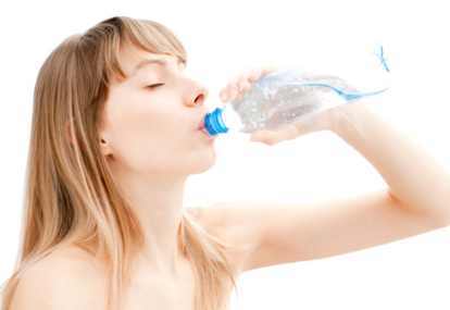 detikcom's tweet photo. Minum Banyak Air Usai Olahraga Berat, Risikonya Mati Mendadak http://t.co/10WCv2CtiO via @detikHealth http://t.co/jw9vSD0keA