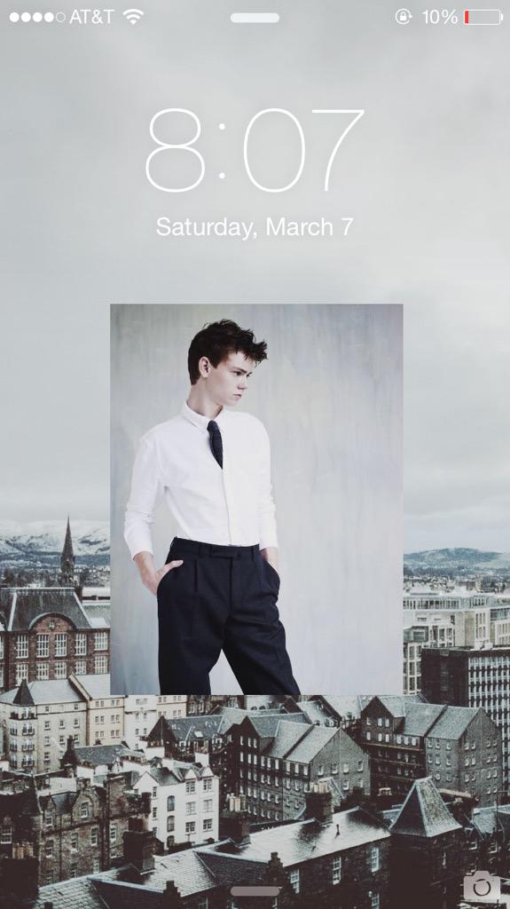 lockscreennnn's tweet image. 06. thomas sangster (requested) - rt if you want it and I'll DM it to you

(please don't repost or claim as your own)