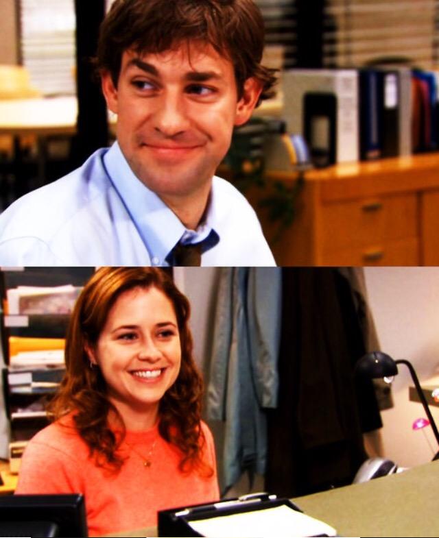 Happy birthday to Jenna Fischer , AKA Pam Halpert from one of my favorite shows, The Office!  