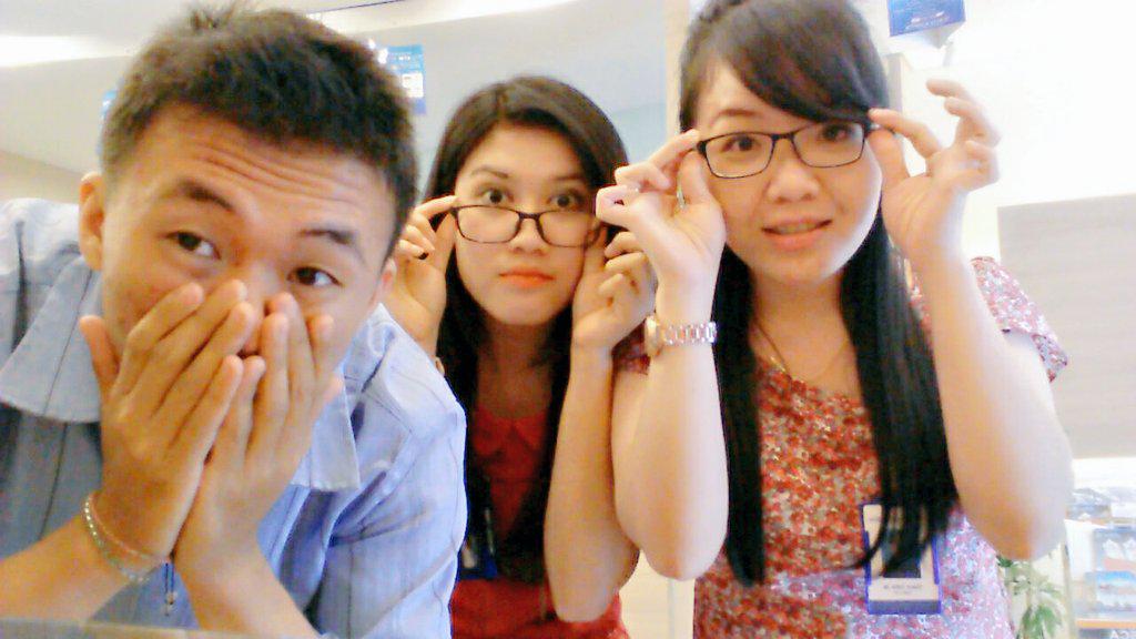 manpman07's tweet photo. Narsis bareng cici grace n risca http://t.co/uXYzlS6zji