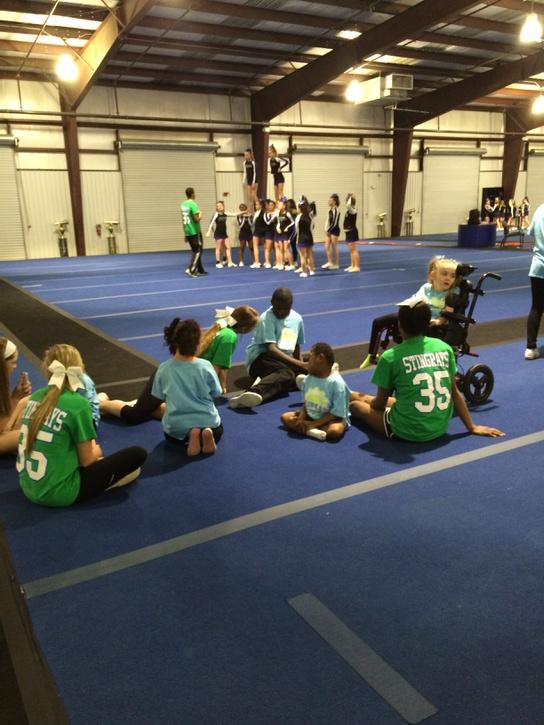 Those <a href="/sunshin90227580/">SUNSHINE RAYS ☀️</a> were INCREDIBLE!!!! Had the crowd going crazy!!!