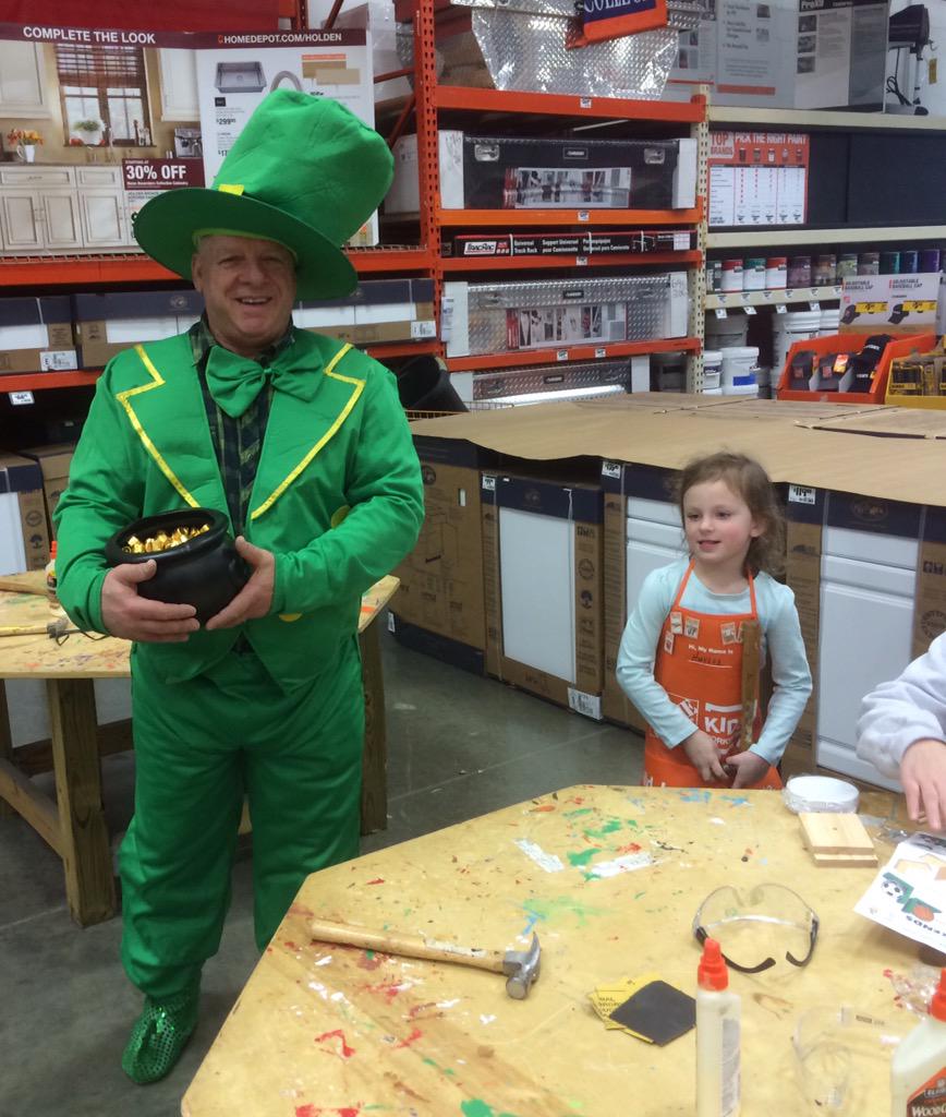 Depotdoll's tweet photo. TY to Bill DH 26 for dressing up today for our kids work shop ... the  kids loved him with his "pot of gold" candy. http://t.co/bk3gE19DP3