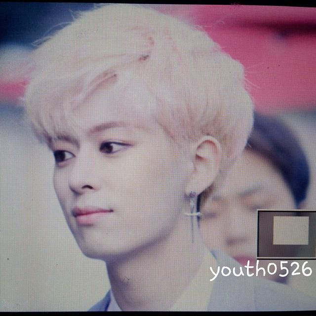 B_itkNlU0AAmU4B.jpg:large