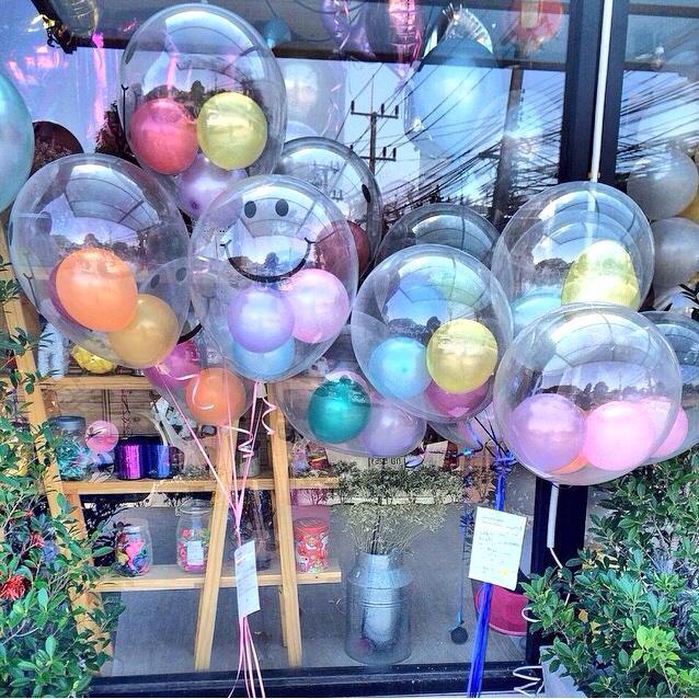 ชอบลูกโป่งแบบใสๆอะ ที่มีอะไรใส่มาข้างในยิ่งน่ารักมากเลย