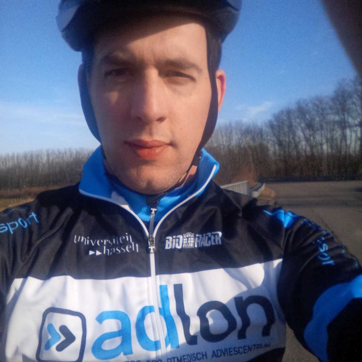 DocStijn's tweet photo. First outside #biketraining of the year 2015. #sun #Adlon #todieornottodie #thebestisyettocome http://t.co/Ykj9k9ecgu