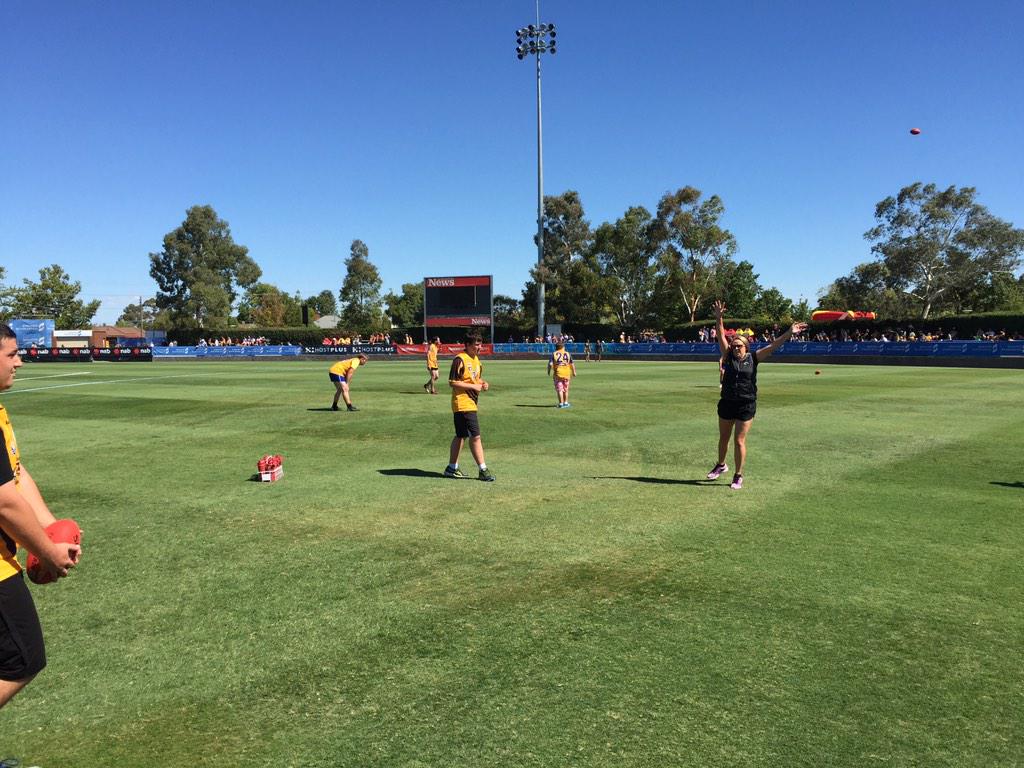 Great to see the GV Stars on the field before #NABChallenge #AFL @AFL_GM @ValleySport