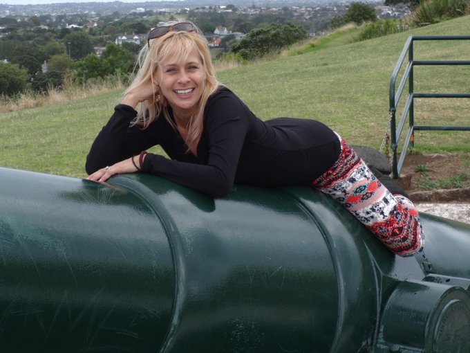In Auckland, New Zealand....Loving Life! http://t.co/Q6vmsSzSOq