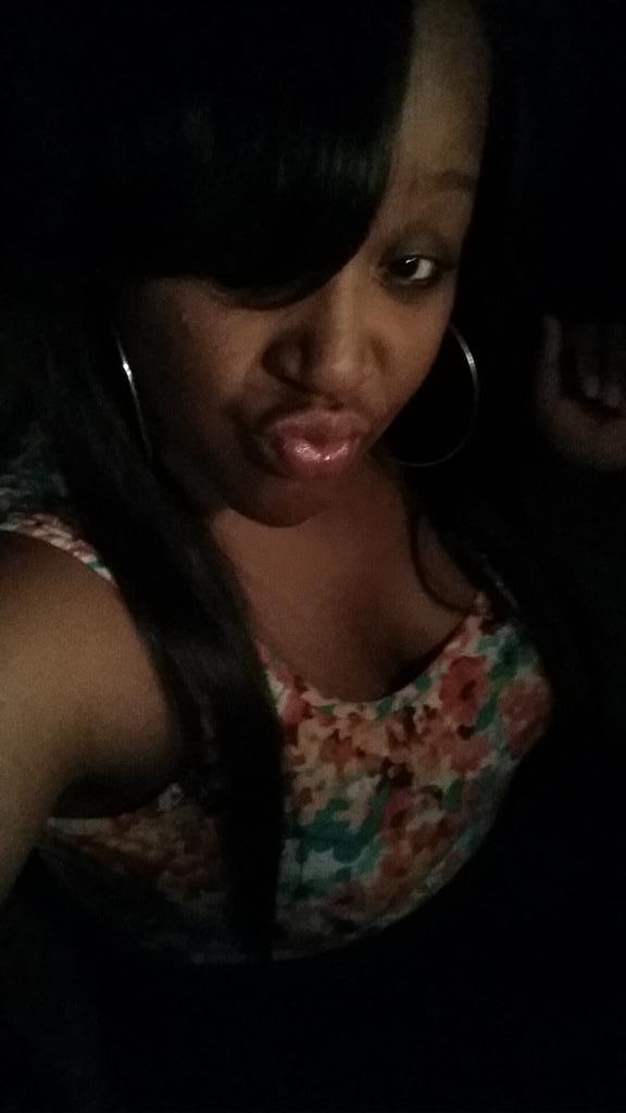 KayKayDaBaddest's tweet photo. She was right der to vauche fa him....so guess what.. she can pick out da house fa em💯💯💯💯 http://t.co/ANcylEc3mh