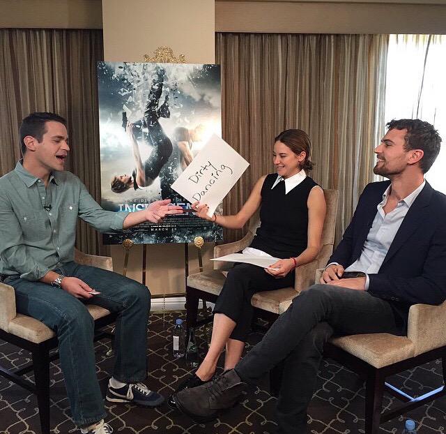 Shai and Theo playing the #NewlyFriendGame.