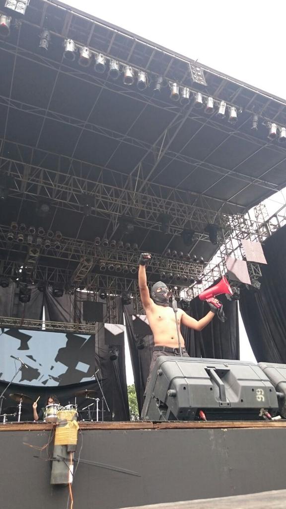 <a href="/INLANDERmusic/">Inlander</a> dgn crust anarcho punk nya membakar Sonic Stage #Hammersonic2015 #magnitude