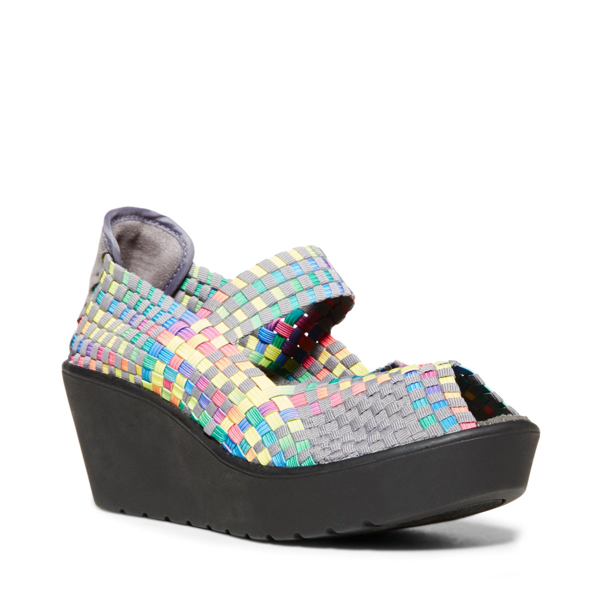 SteveMaddenME's tweet photo. Celebrate Spring with these wedges - perfect for wearing bare legs! #BRYNN
 http://t.co/6Fp2vEoYrv http://t.co/M4Jf4gNVR4