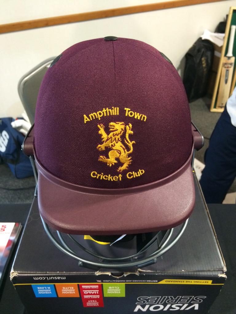 LashingsWorldXI's tweet photo. Good lids provided by @kalibazar for our friends at @AmpthillTownCC http://t.co/pchl21c6cb