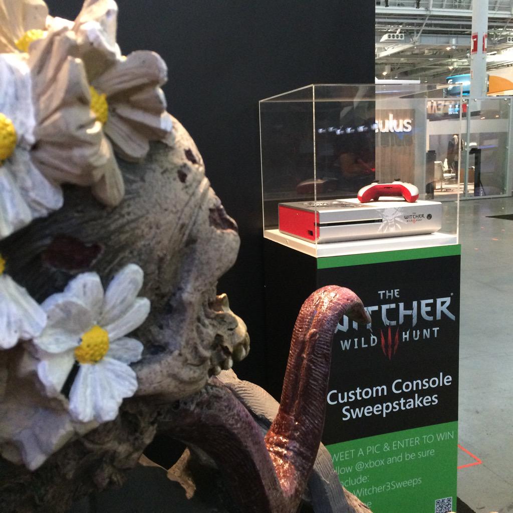 AtomicCupcakee's tweet photo. Who else is excited about The Witcher?! I know I am! #XboxWitcher3Sweeps #XboxOne http://t.co/LVUUEzLab2