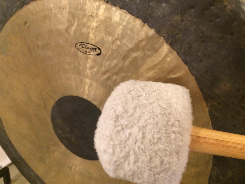 DutchDjango's tweet photo. Second day of the Dutch Django sprint 2015 has started! The gong awaits... http://t.co/sjIkYY5BWP