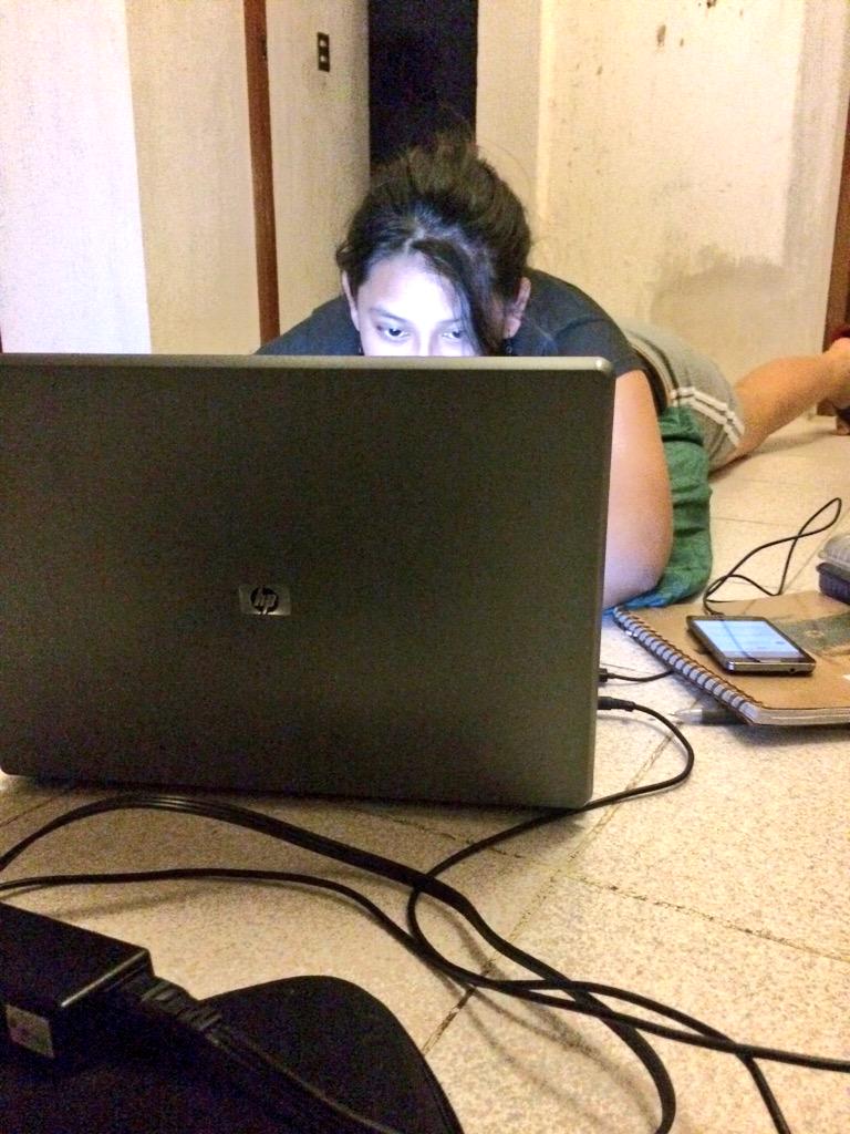 marchy_dp's tweet image. Y @canzaynnot estudia! Jajaja! #StudyNight