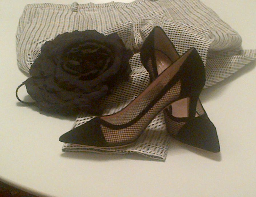 MIREANEGRO's tweet photo. MIREA NEGRO FIRENZE 85 MM BLACK SUEDE POINTY PUMPS....ASK TO SALES@MIREANEGRO.COM http://t.co/HQZIwZ9Dmw