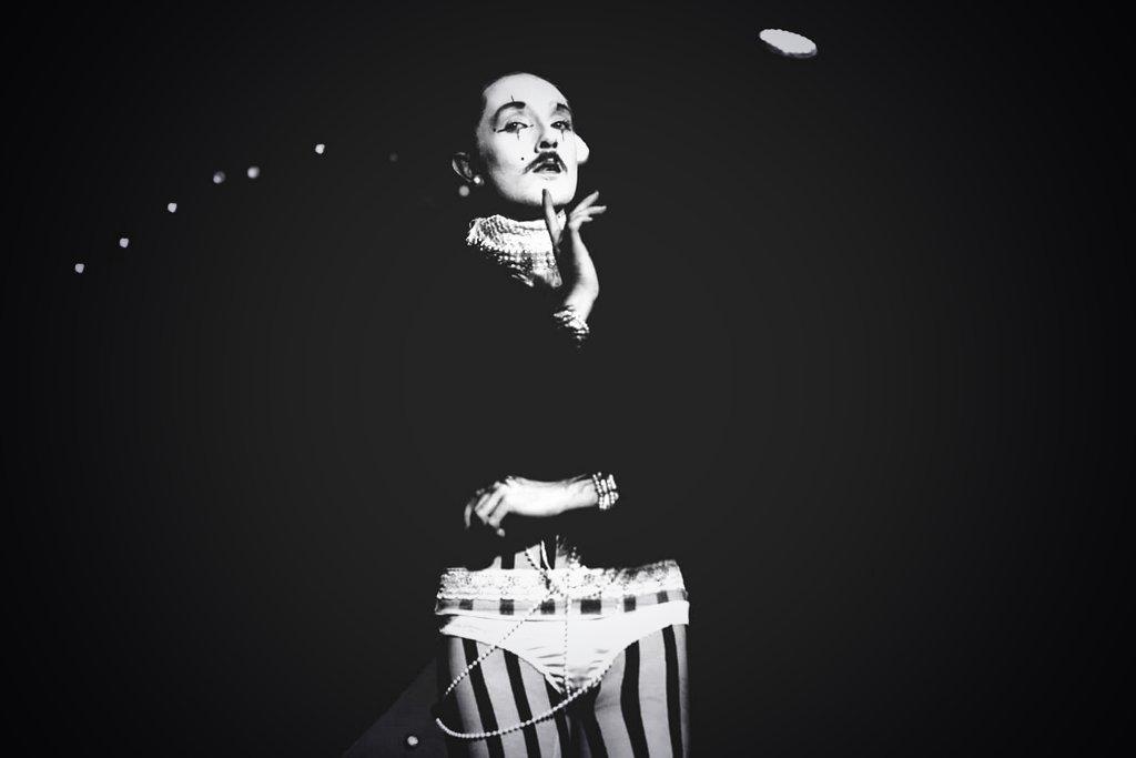 Embedded image permalink