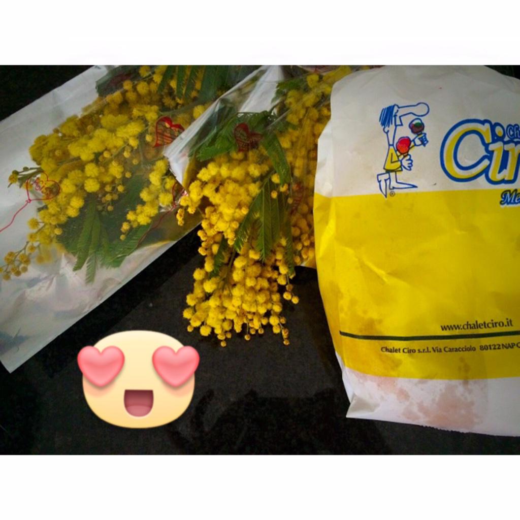 klaudiacampora's tweet photo. #leamiche #8marzo #festadelladonna http://t.co/buVvFfROVk