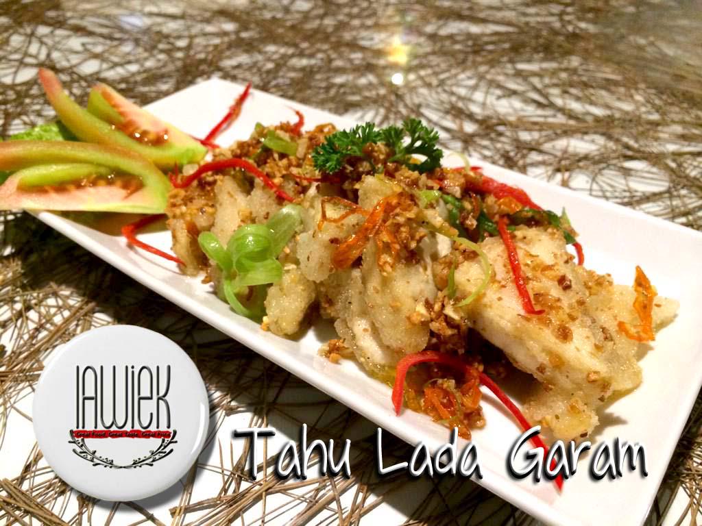 lawiekcafe's tweet photo. Spicy and smooth inside,, IDR 13.000,-
#lawiekcafe #foodporn #snack #infokuliner http://t.co/pm1709e5oD