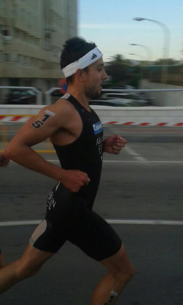 BH_Bikes's tweet photo. @uxioabuin termina 5 en su primera carrera en #wollongong El día 14 en #Moololaba nueva cita. Vamoss!! @BH_Bikes http://t.co/idQDVEwvfR