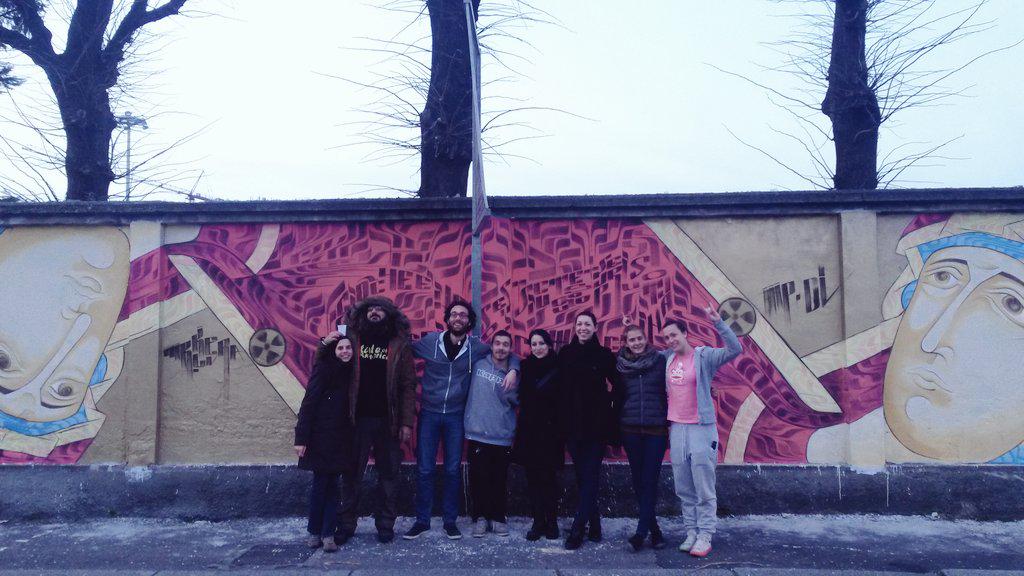 BennyCandiani's tweet photo. Bravi ragazzi e grazie MrK! #stoalmuro #filosofarti2015 #viapulchritudinis http://t.co/MUNSN5Cn12