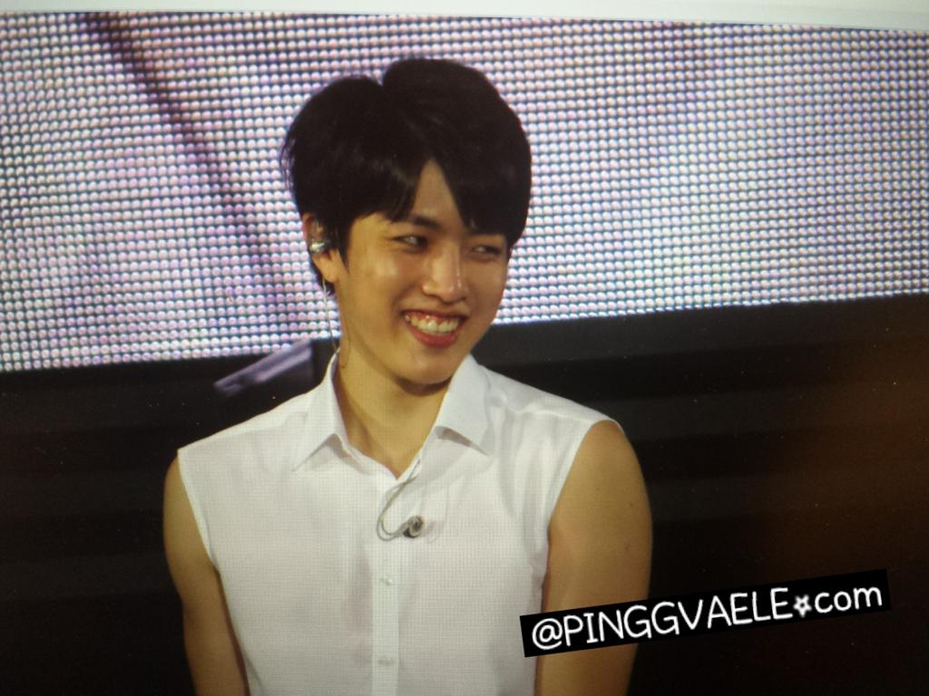 B_l7yi6UYAASNQ2.jpg:large