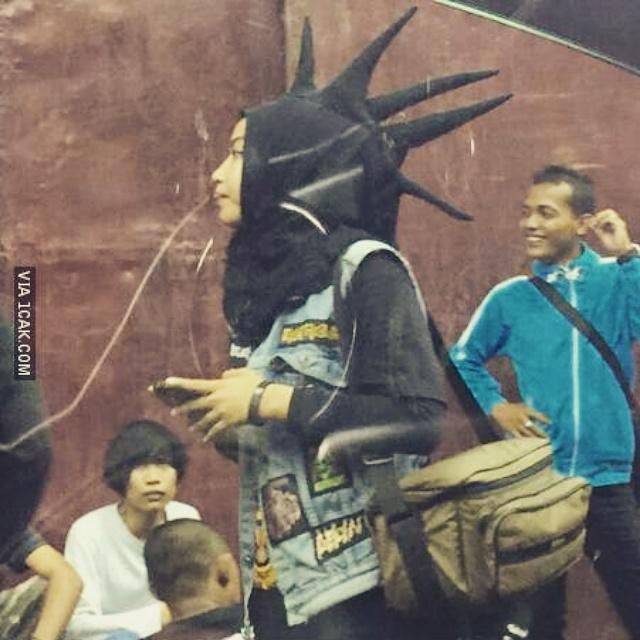 Punk Berbasis Syariah? 1cak.com/1060317