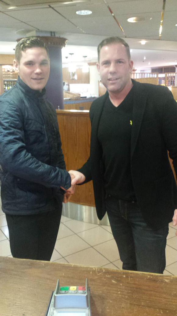 CarlGreavesPro's tweet image. Pleased to announce the signing of exciting all action Barnsley welterweight Ryan hichcliffe making his debut 26.6.15