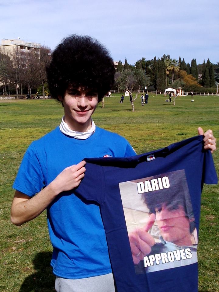 LevanteQB's tweet photo. Un regalo speciale (anche se in ritardo) per il nostro amato #ViceCapitano con i capelli più belli d'#Italia! http://t.co/IBFtQUheNb