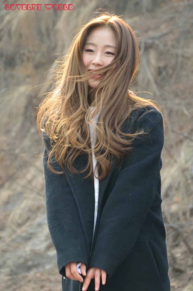 B_labWPU0AA3Ibz.jpg:large