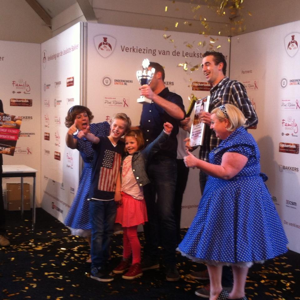 Gefeliciteerd brood-en banketbakkerij gebr van den berg uit Maasdijk <a href="/leukstebakker/">Leukste Bakker</a> 2015 #bakkersvak