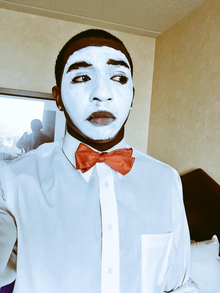 MrBlaacksonn's tweet image. Yesterday's festives ✨👌 #DeltaBeta ΦΔK