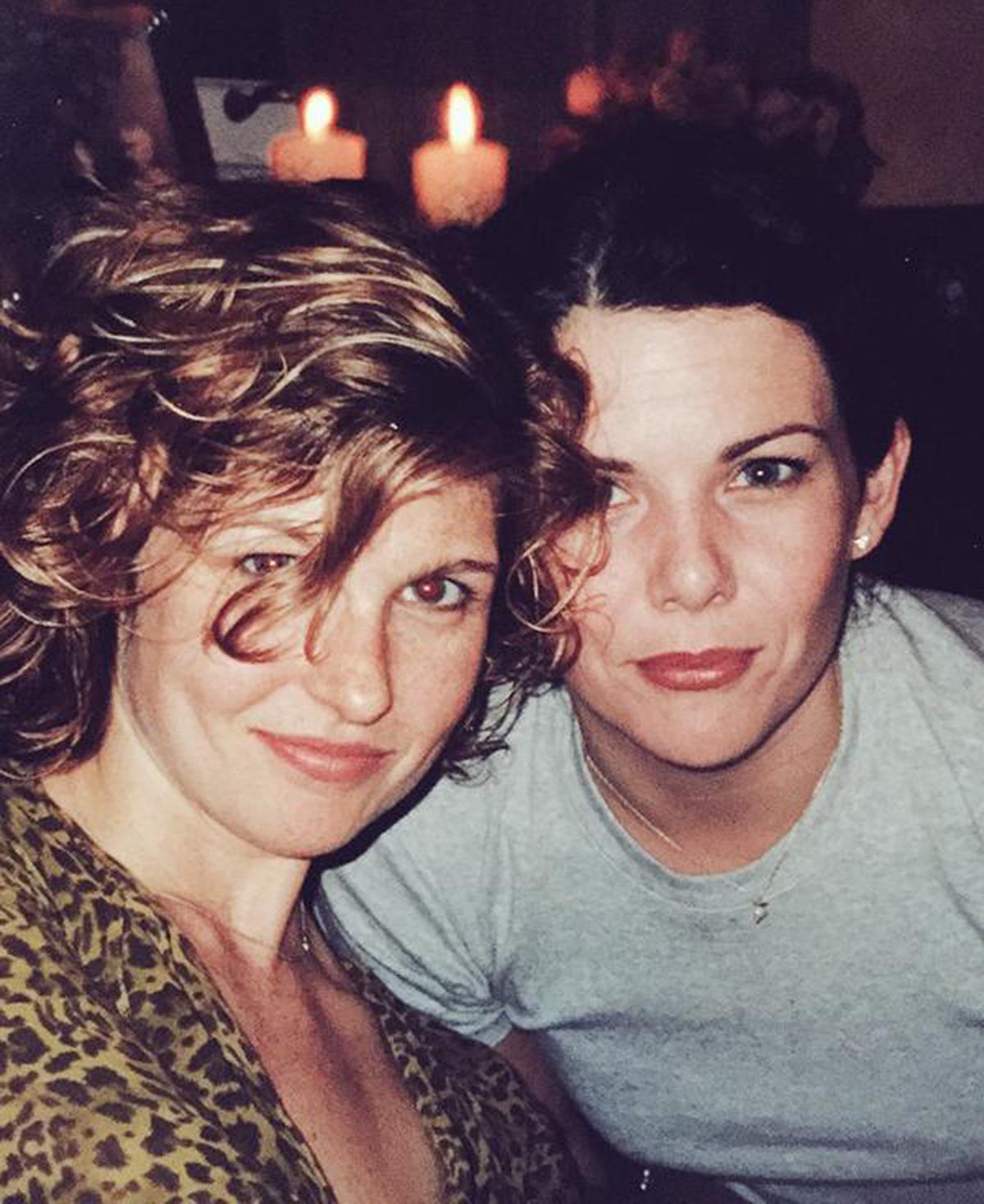 Lauren Graham Wishes Former Roommate Connie Britton Happy Birthday w/1999 Throwback Photo:  