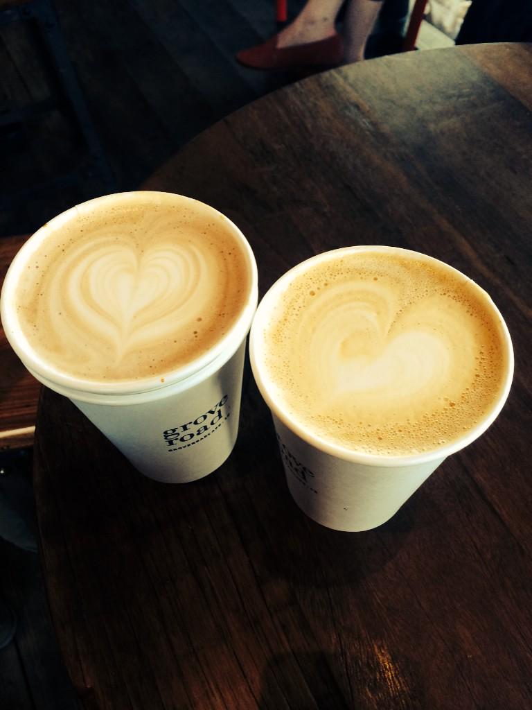 Dee_walsh1's tweet photo. Coffee love ❤️☕️❤️ @GroveRoadCafe http://t.co/OXWZnV4dt3