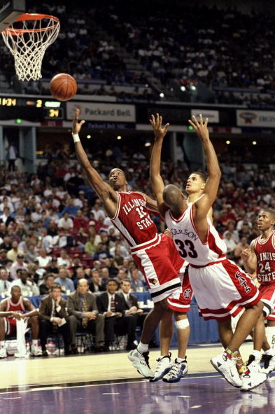 BrEpicBreen's tweet photo. @ISURedbirds 1998 Illinois State team -- the last Redbirds squad to win MVC tourney @ReggieRedbird http://t.co/8EOGYR9WVT