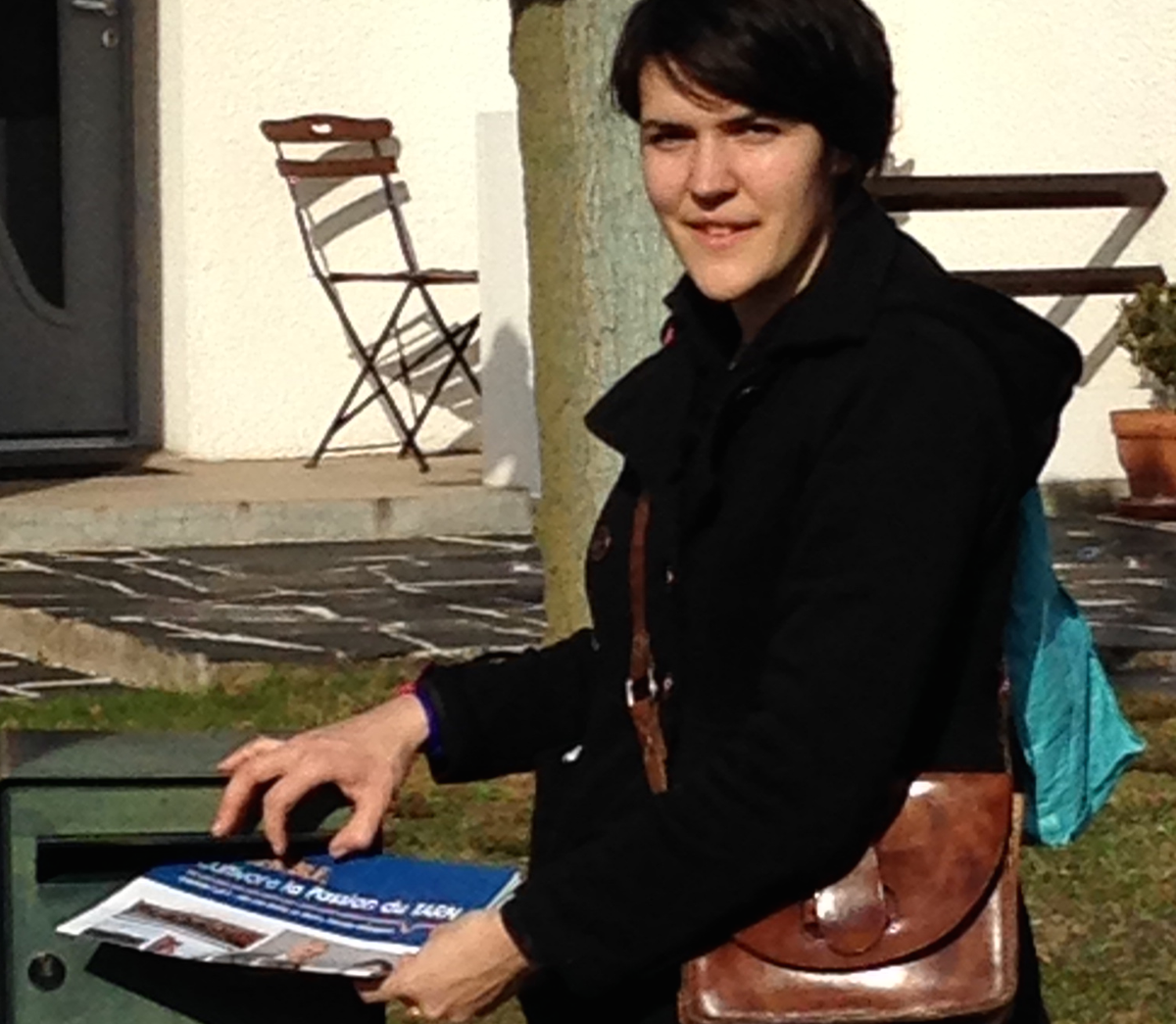 mlnroussel's tweet photo. Encore 1 journée très ensoleillé pr la distribution de notre programme @LaPassionduTarn Canton #Albi4 #OuiJeVote http://t.co/ggdxQ6fgZi