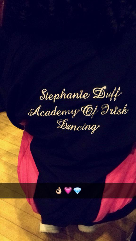 weeduff's tweet photo. Tracksuits are Beaut 👌💗🙌 #SDA #girls #Boys #PinkBlackandWhite http://t.co/lpjpryqDrP