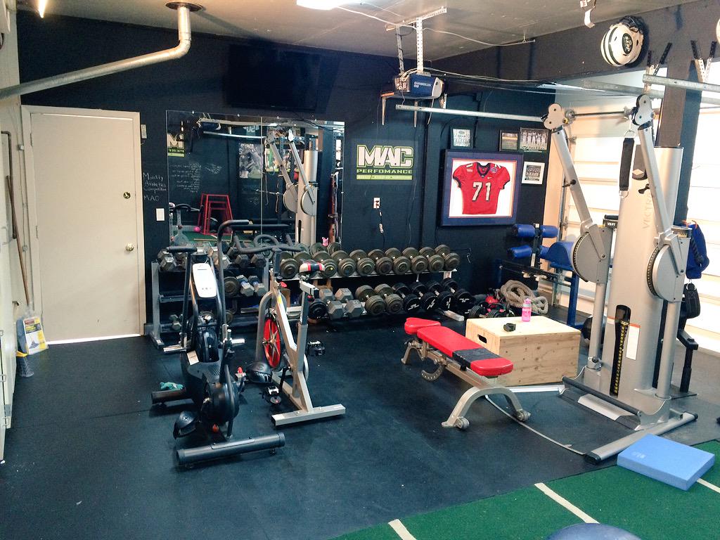 garymac50's tweet image. Anybody in Sacramento/Folsom area looking for athletic or personal training contact me. #macperformance