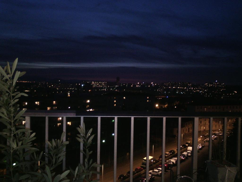ithykatheatre's tweet photo. First spring night on la Croix russe. http://t.co/FbZ2d0BNyQ