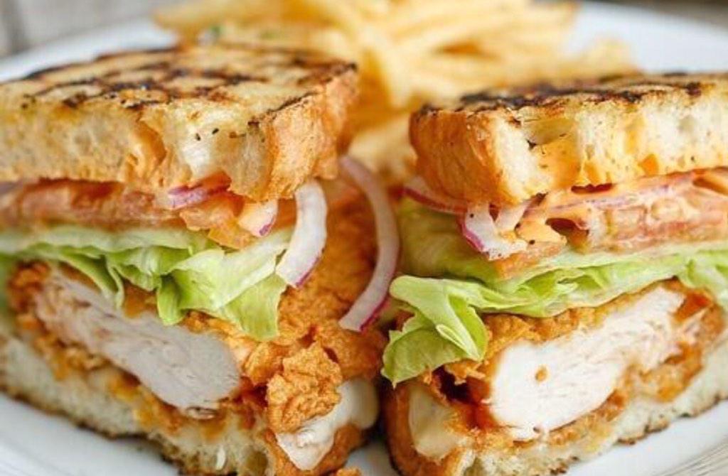 Crunchy Chicken Sandwich