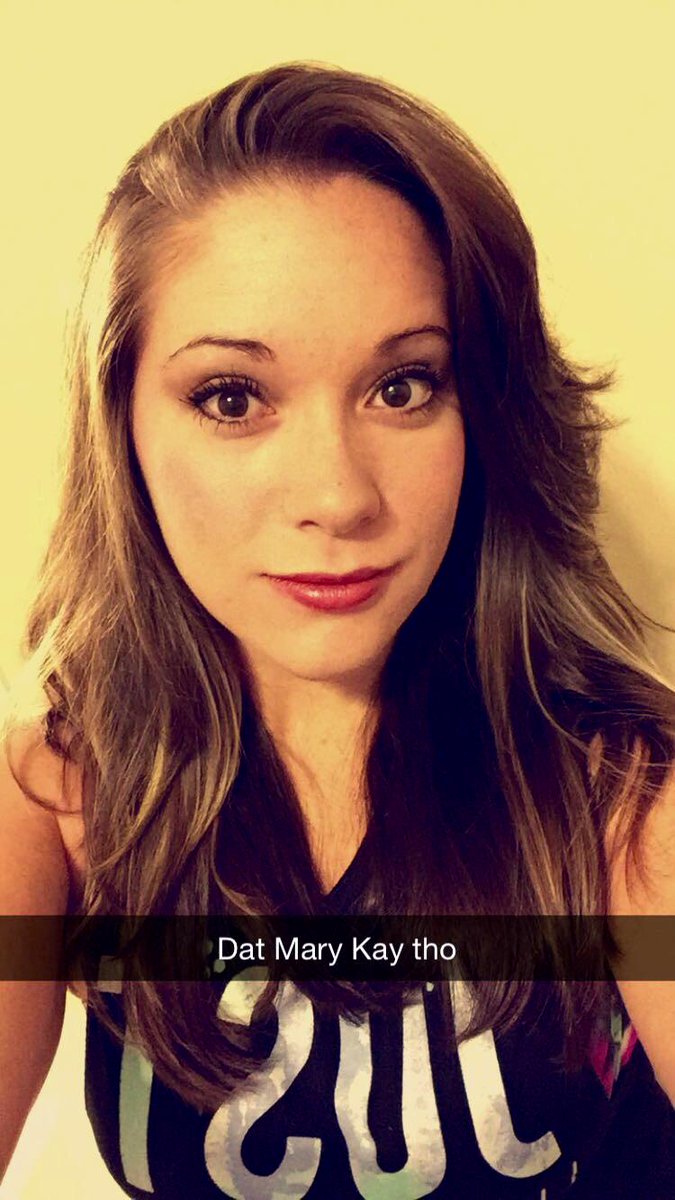 KaylaMaryKay tweet picture