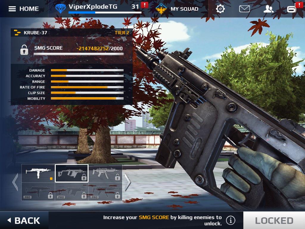 python_101's tweet image. I have no guns only beginner guns! If you look at my assault rifle score... It's glitched, also i am using IPad 2😫