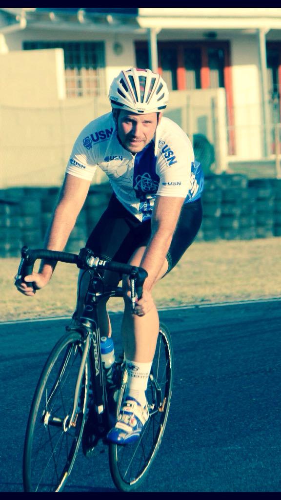 Kort Argus of nithe, nogsteeds baie trots op my man wat dit in 1h09mij klaar gemaak het. #Ysterman #USN