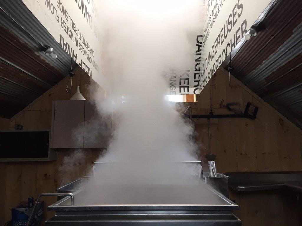 prez2012's tweet photo. Steam going up the stack at The Caldwell Sugar Bush. #maple15 #maplesyrup http://t.co/ZfPbh0q6qu