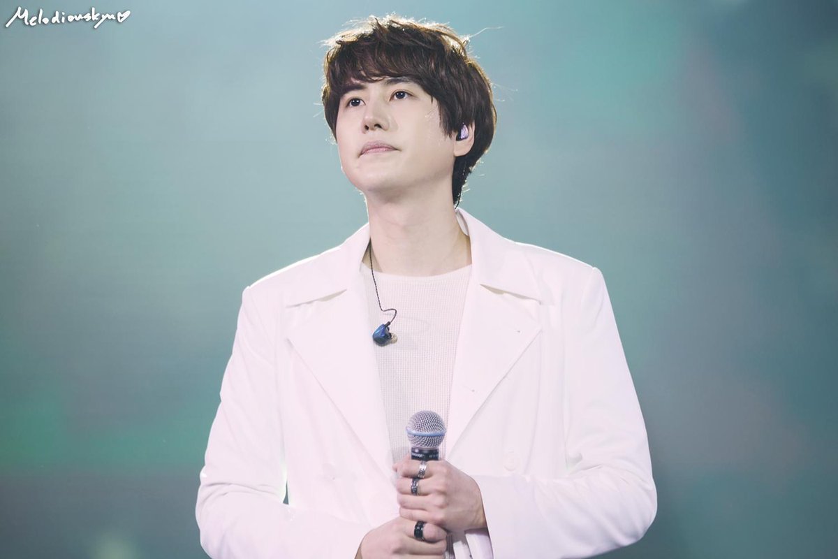 KYUindonesia's tweet photo. 150301 SS6 Macau - Kyuhyun. do not edit [cr. melodiousKyu] http://t.co/Qq0NxQJvyM