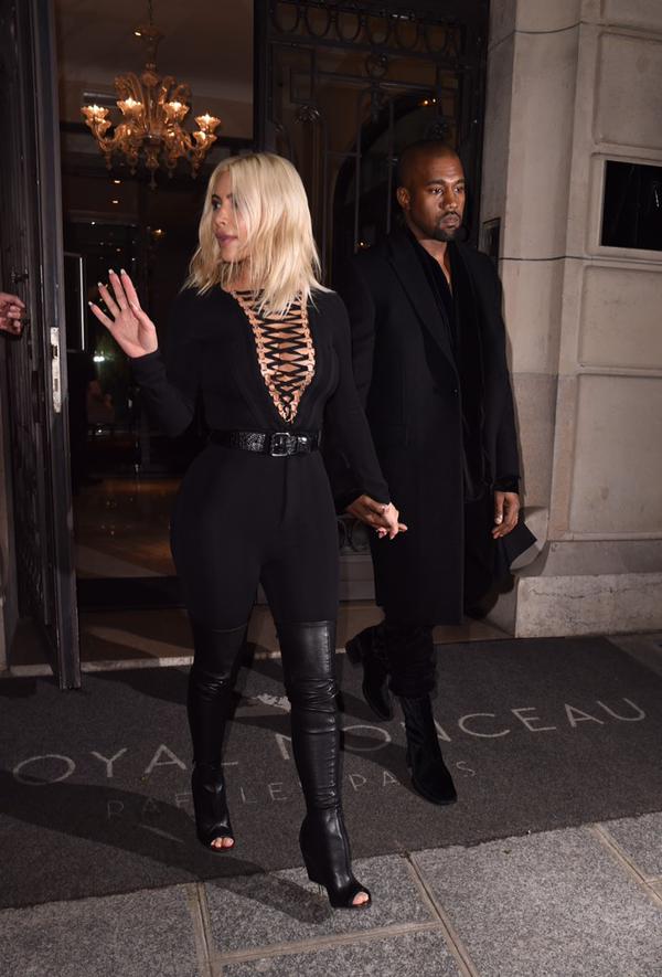 KardashftJenner's tweet image. “@kuwkimye: Kim &amp;amp; Kanye heading to the Givenchy fashion show #PFW http://t.co/GfyFGBNqhi”😍