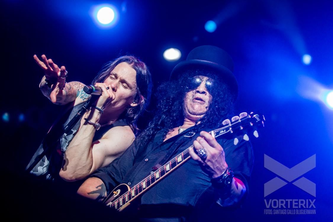 MaryanaW's tweet photo. “@Vorterix: #VorterixSlash Todas las imágenes➡️@rock_pix de la noche más gunner de la década! http://t.co/ztHDPWQrcI http://t.co/CkumlW7bzA”